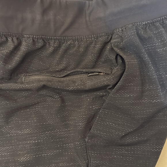 Lululemon Athletica men’s THE Shorts Size L 9in - Picture 6 of 8